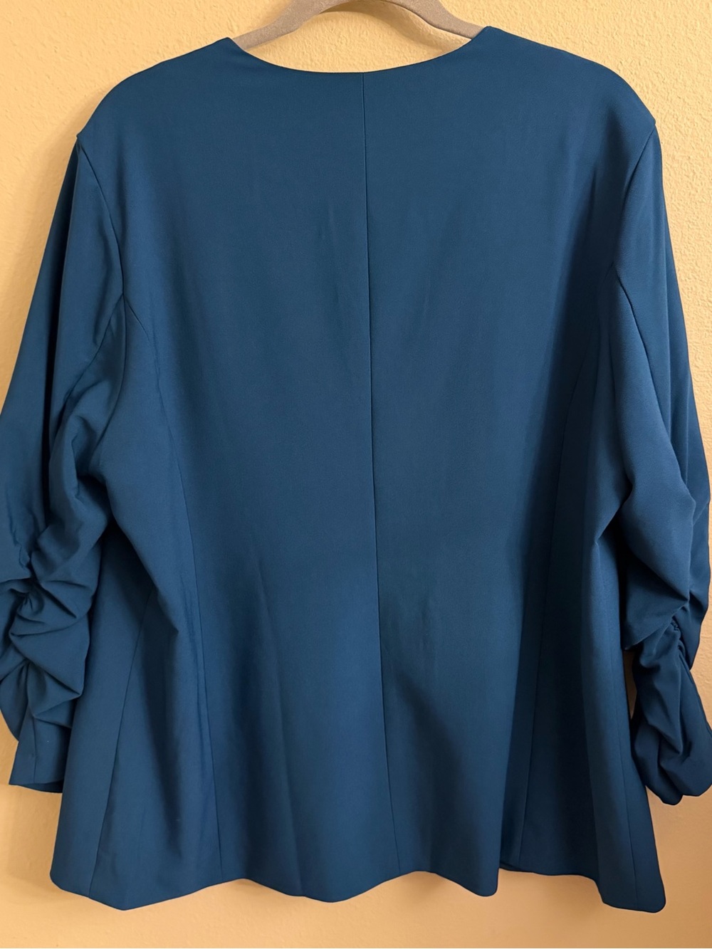 Skies Are Blue Teal Open-Front Blazer with Patterned Black-and-White Lining - Picture 4 of 9
